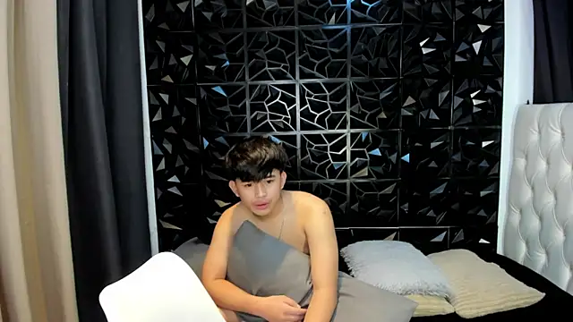 xlovercutietwink Webcam-Show