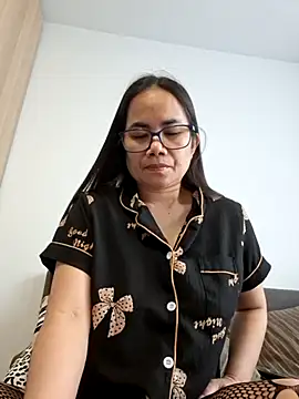 Chat +18 de kittybabe69 ao vivo