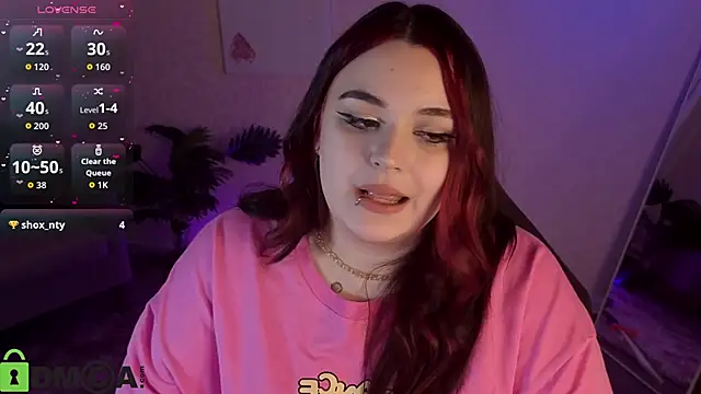 Mia_R0ss Show in webcam