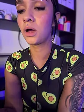 Isabella-Teenn Live XXX chat