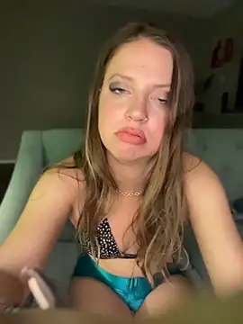 molly_witha_chance: απευθείας συνομιλία ΧΧΧ