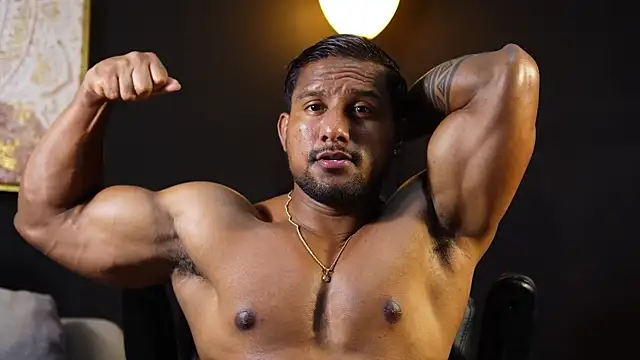 CallumMuscleのライブXXXチャット