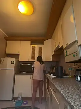 Naughtbaby_2025 Adlı Modelin Canlı XXX Sohbeti