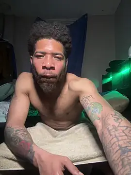 SplashOfLust Adlı Modelin Canlı XXX Sohbeti