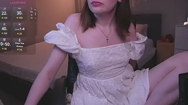 R_I_N_A Adlı Modelin Canlı XXX Sohbeti