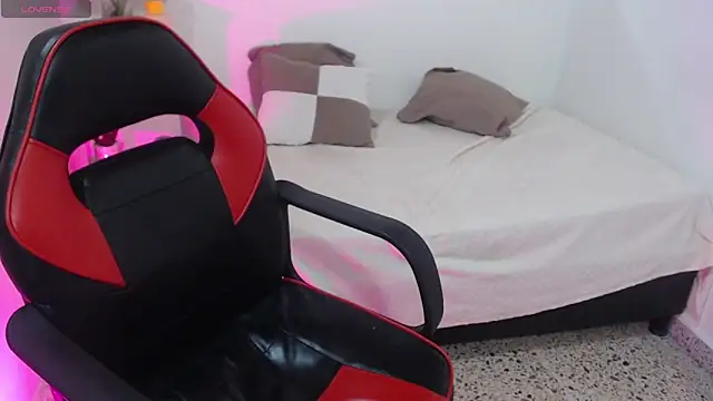 Chat XXX en directo de Roseta_Still