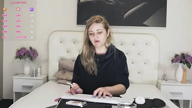 Chat XXX en directo de MellanieBliss