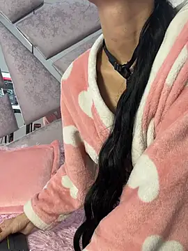 Zoe-_-din Adlı Modelin Canlı XXX Sohbeti