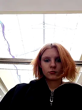 NinaParri Chat XXX live