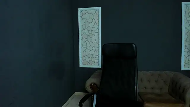 BrianHunts live XXX chat