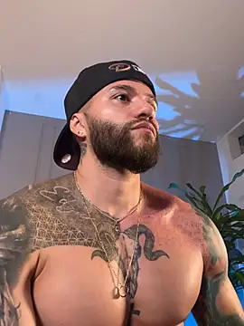 Frank_Farrell: διαδικτυακό σόου στην κάμερα