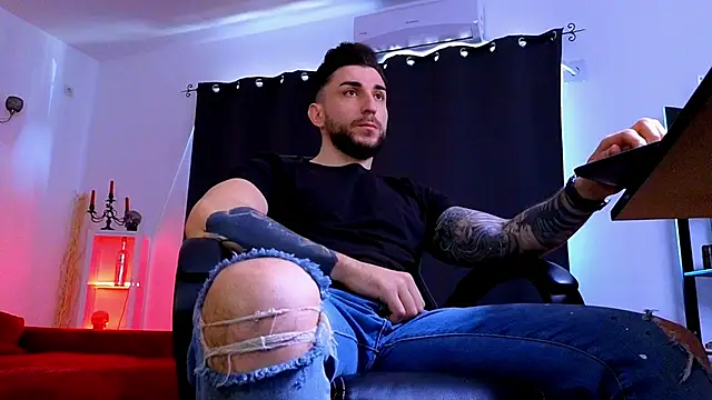 MightyAaron66 Webcam-Show