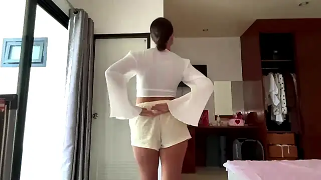 kamila_18_french's Live XXX Chat