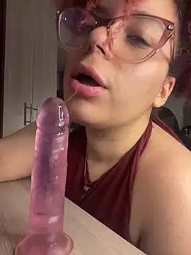 Leyah__ Chat XXX in diretta