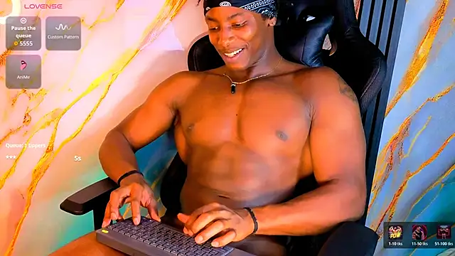 Вебкам-шоу maxmuscle10