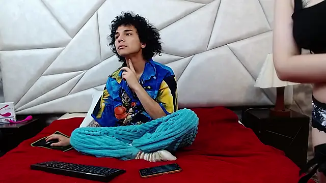 Nyx_and_Arian Show Webcam