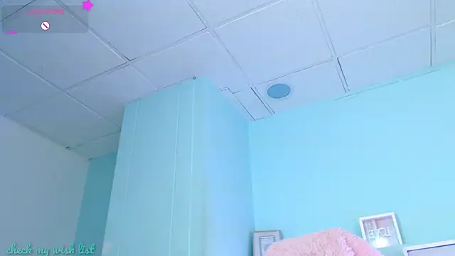 XXX chat uživo modela Emerald_gh