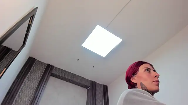 selene_red_ Chat XXX in diretta