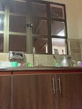 LilithMonette: απευθείας συνομιλί α ΧΧΧ