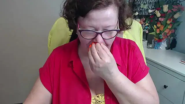 Živý XXX chat Adelewildx