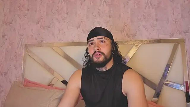 Benny_and_Mark Chat XXX in diretta