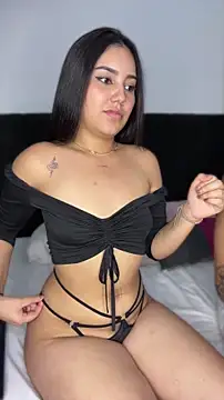 MidnightCoupleX Chat XXX in diretta