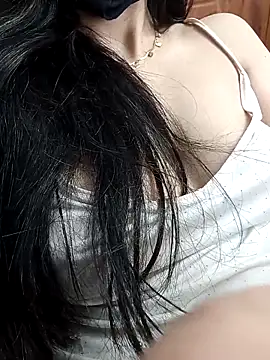 Chatroom XXX en direct de PUNAM456