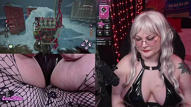 evamila's Live XXX Chat