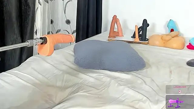 Chatroom XXX en direct de CREAMY_BUBBLEGUM