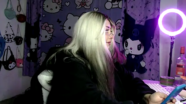 Chat XXX ao vivo de lussyevans24