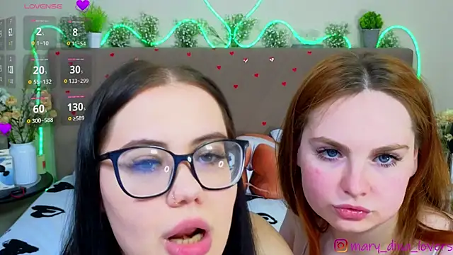 Mary_Dina: онлайн-секс-чат