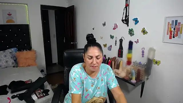 Czat XXX na żywo – mature_bigboobs10