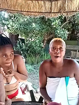 DarkQueen_94 网络视讯表演