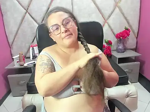 แชท XXX สดของ Sarah_Boobs_