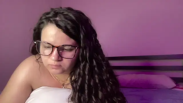 SoyOceanne: онлайн-секс-чат