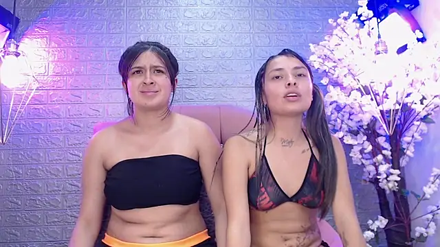 _lesbi_hard_69 Chat XXX live