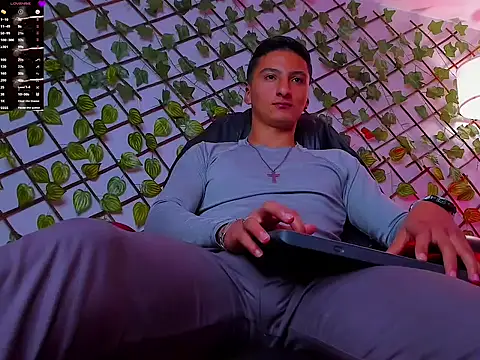 Dominus_Alpha Live XXX-chat