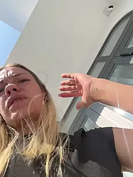 Chat XXX en directo de -Sexy_Barbie-