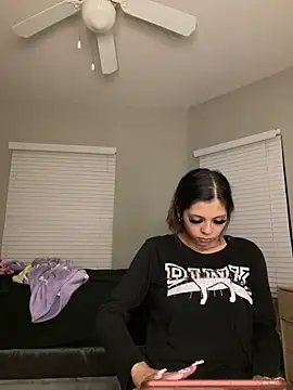 Sexyteengabi: онлайн-секс-чат