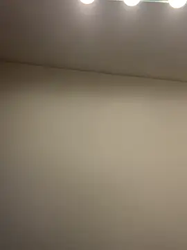 BambiKitty's Webcam Show