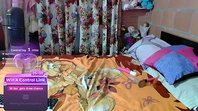 Maggie_Fox3: онлайн-секс-чат