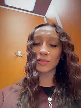 ElizaFi's Live XXX Chat