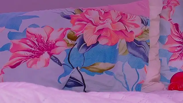 kinkylittlegirllのライブXXXチャット