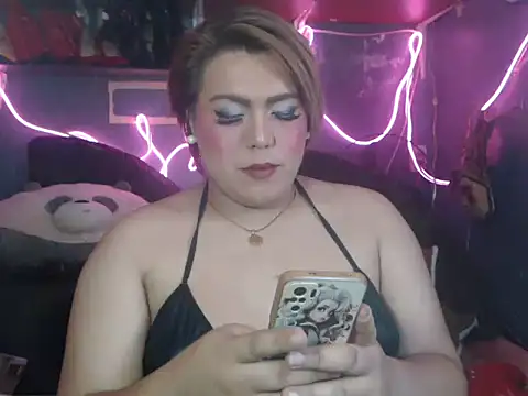 HotAsianAlbin19 Webcam show