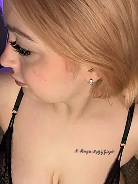 KellyMoors Live XXX-Chat