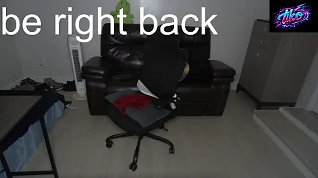 Chat XXX en directo de Zander823