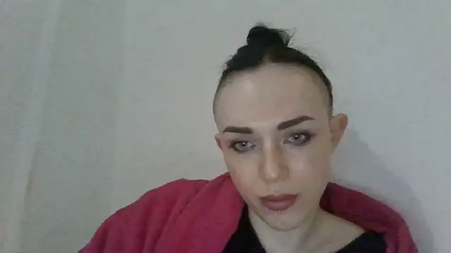 Chat +18 de Trinsy_Love ao vivo