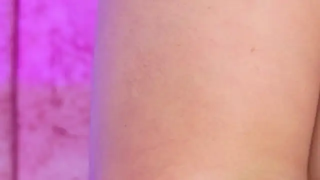 emmacurvy's Live XXX Chat