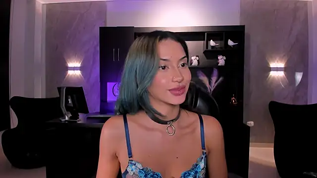 KayraLanne's Live XXX Chat