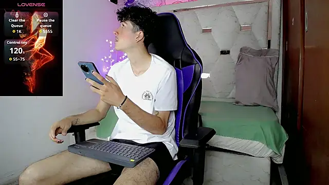 johnny_cagee 现场XXX聊天